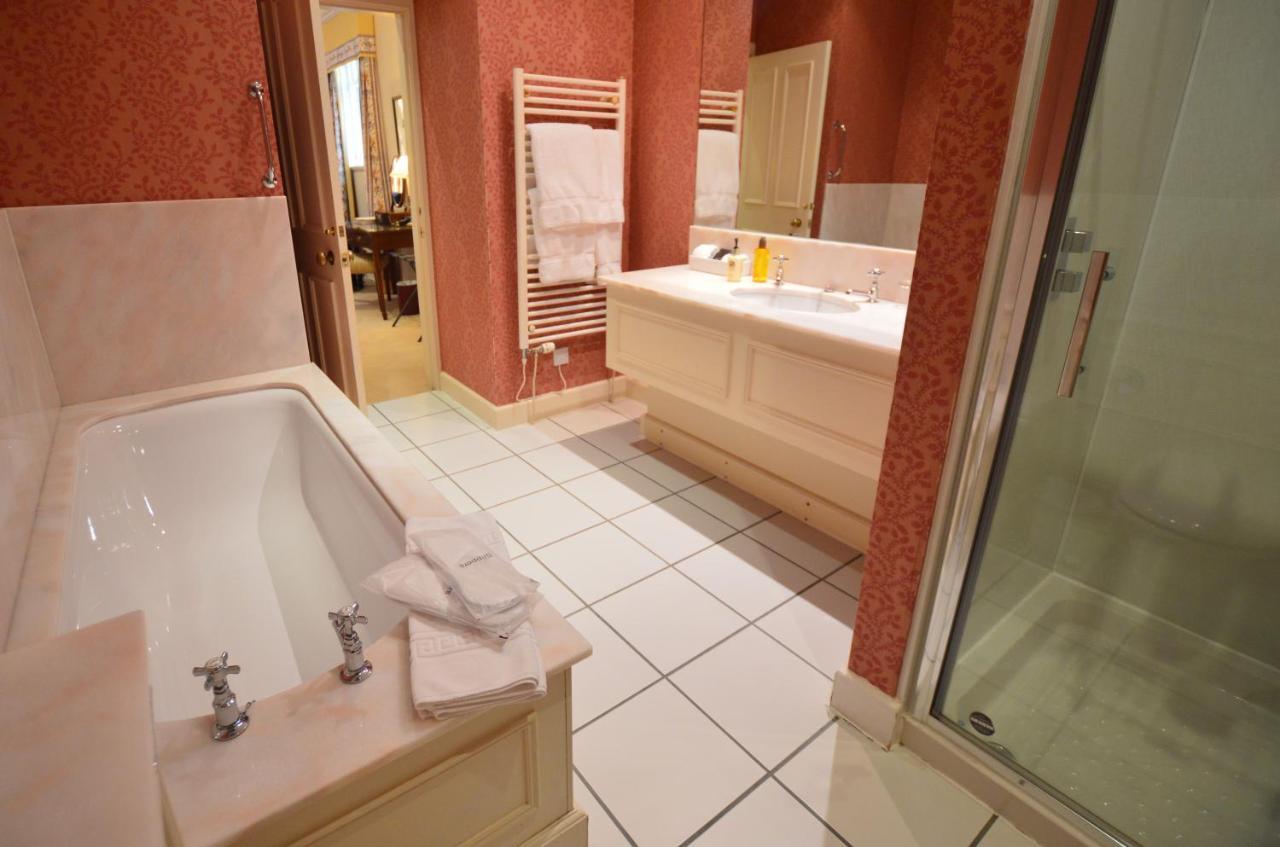 Kinloch House Hotel Blairgowrie and Rattray ภายนอก รูปภาพ