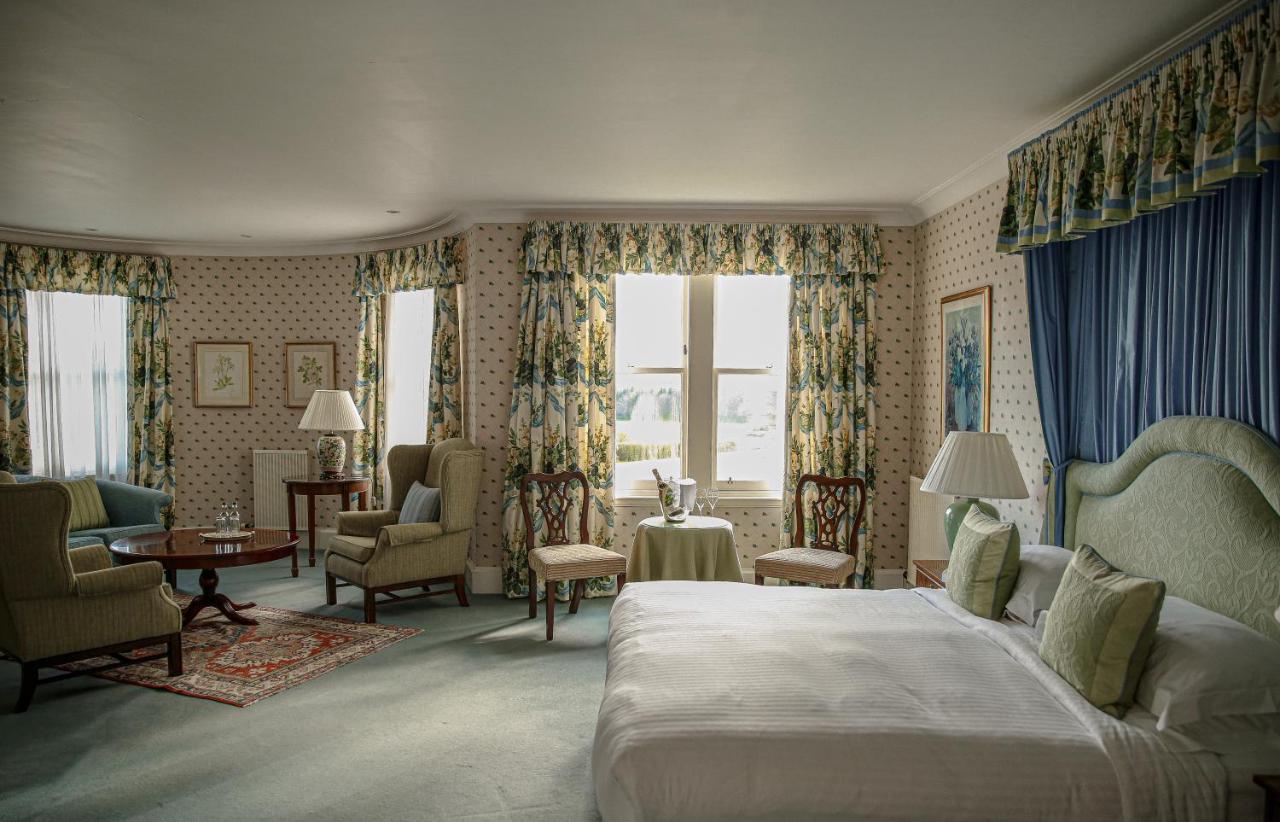 Kinloch House Hotel Blairgowrie and Rattray ภายนอก รูปภาพ