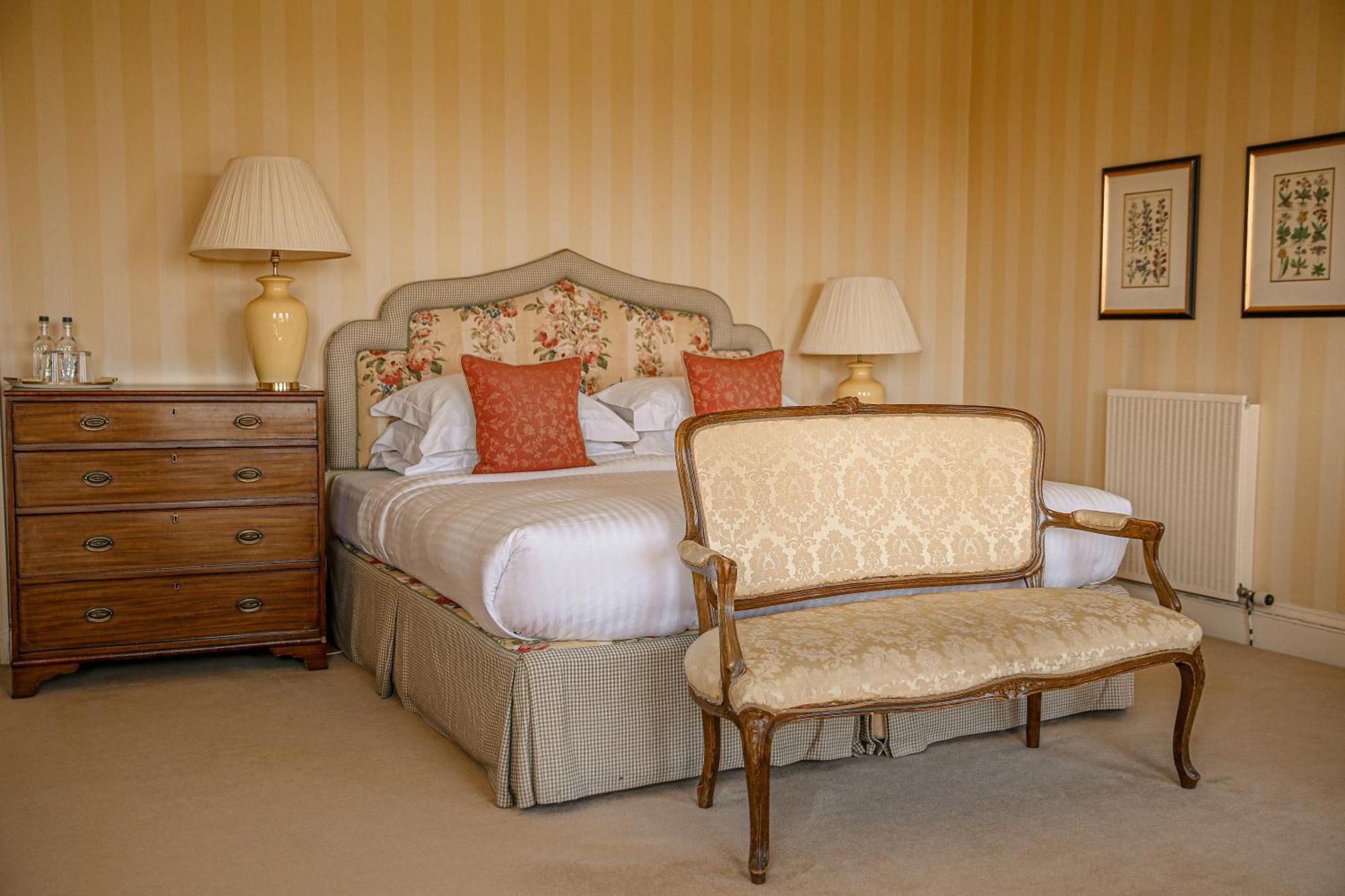 Kinloch House Hotel Blairgowrie and Rattray ภายนอก รูปภาพ