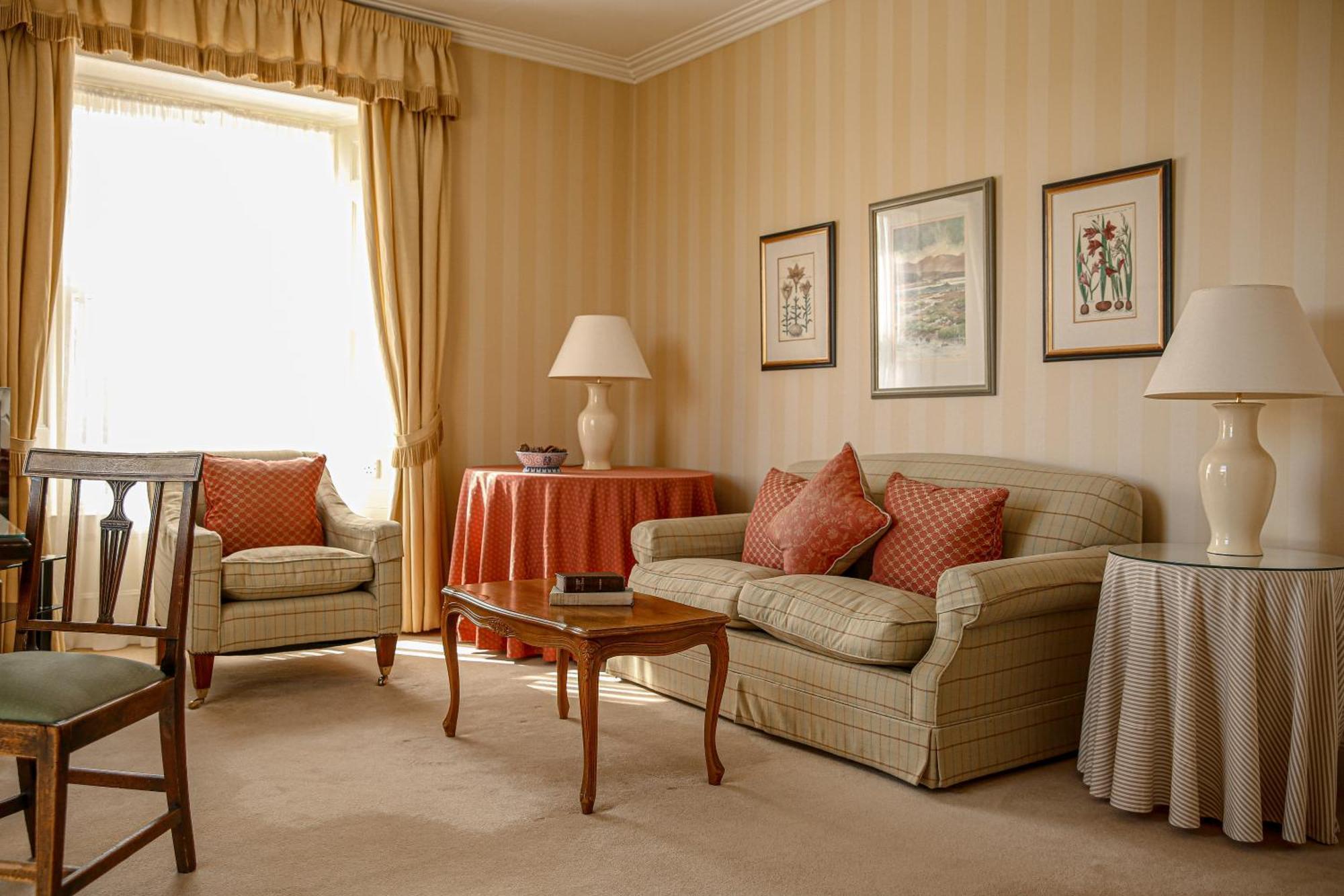 Kinloch House Hotel Blairgowrie and Rattray ภายนอก รูปภาพ